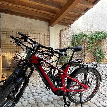 Borgo Dei Sogni Apartment San Felice del Benaco Exterior photo